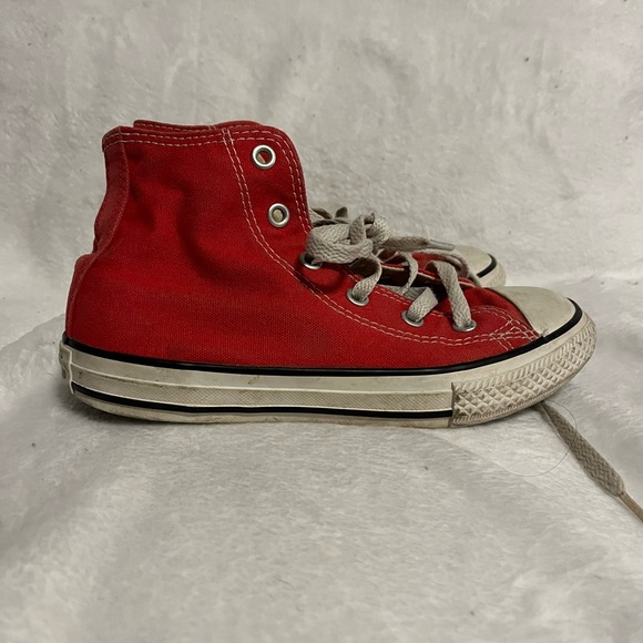 Red high top converse‎ - Picture 1 of 4
